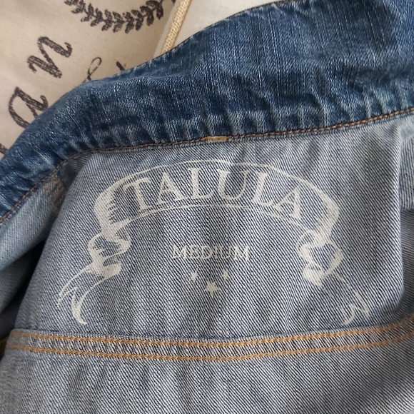 Aritzia Talula blue denim crop jean jacket - Picture 10 of 14
